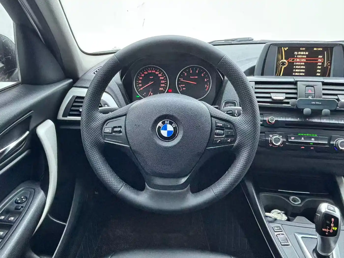 BMW 1 Series (Import) 2013 Facelift 116i Urban Model фото 14