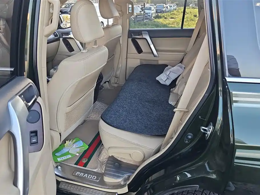 Toyota Prado 2014 4.0L Automatic TX-L фото 11