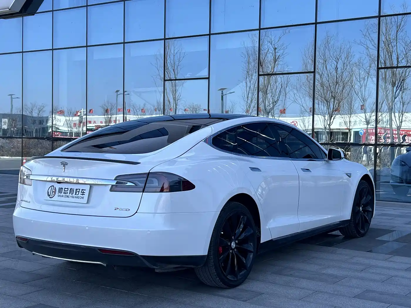 Tesla Model S 2016 2015 Model S P85D