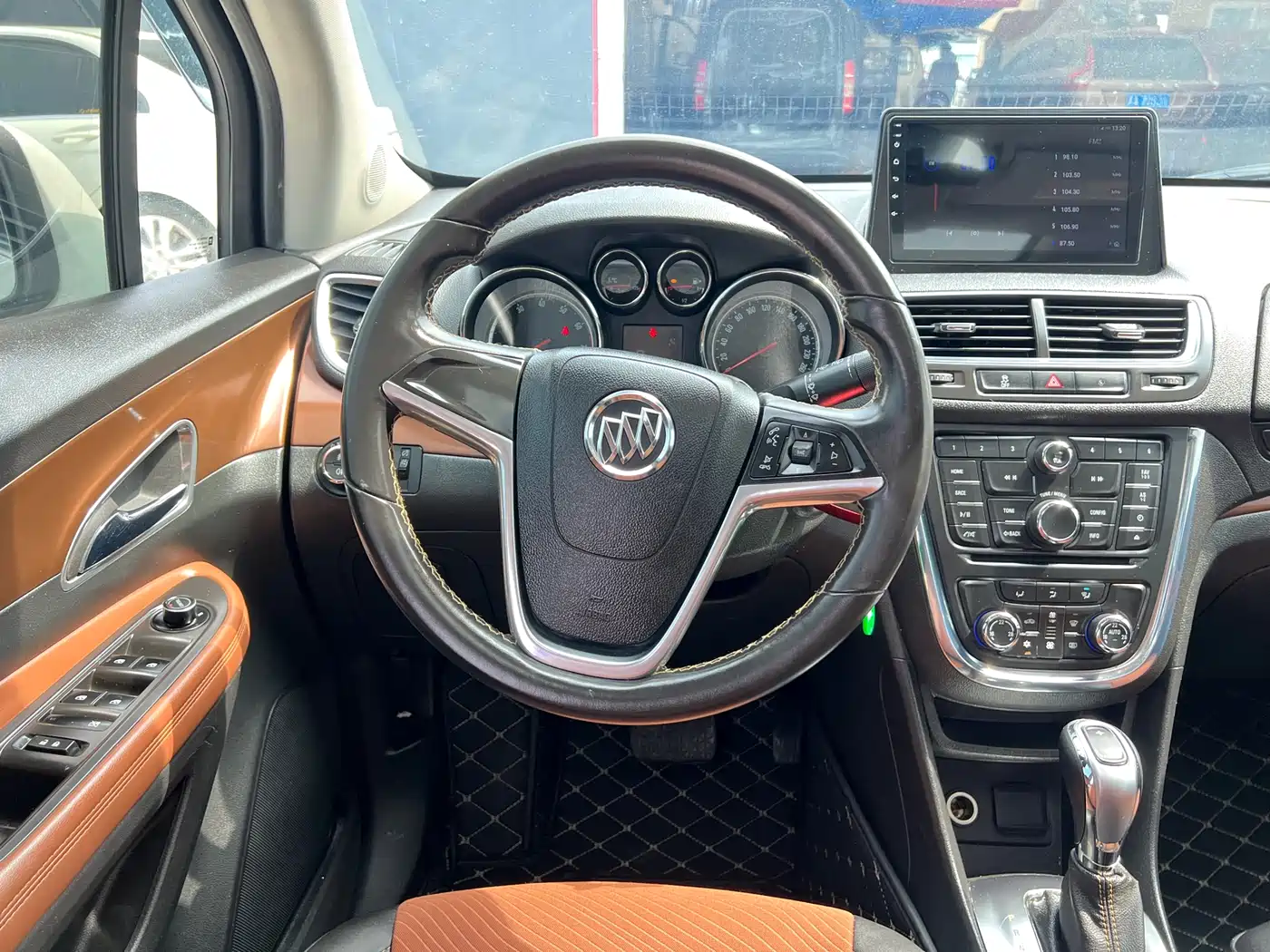 Buick Encore 2013 1.4T Automatic 2WD Leading фото 15