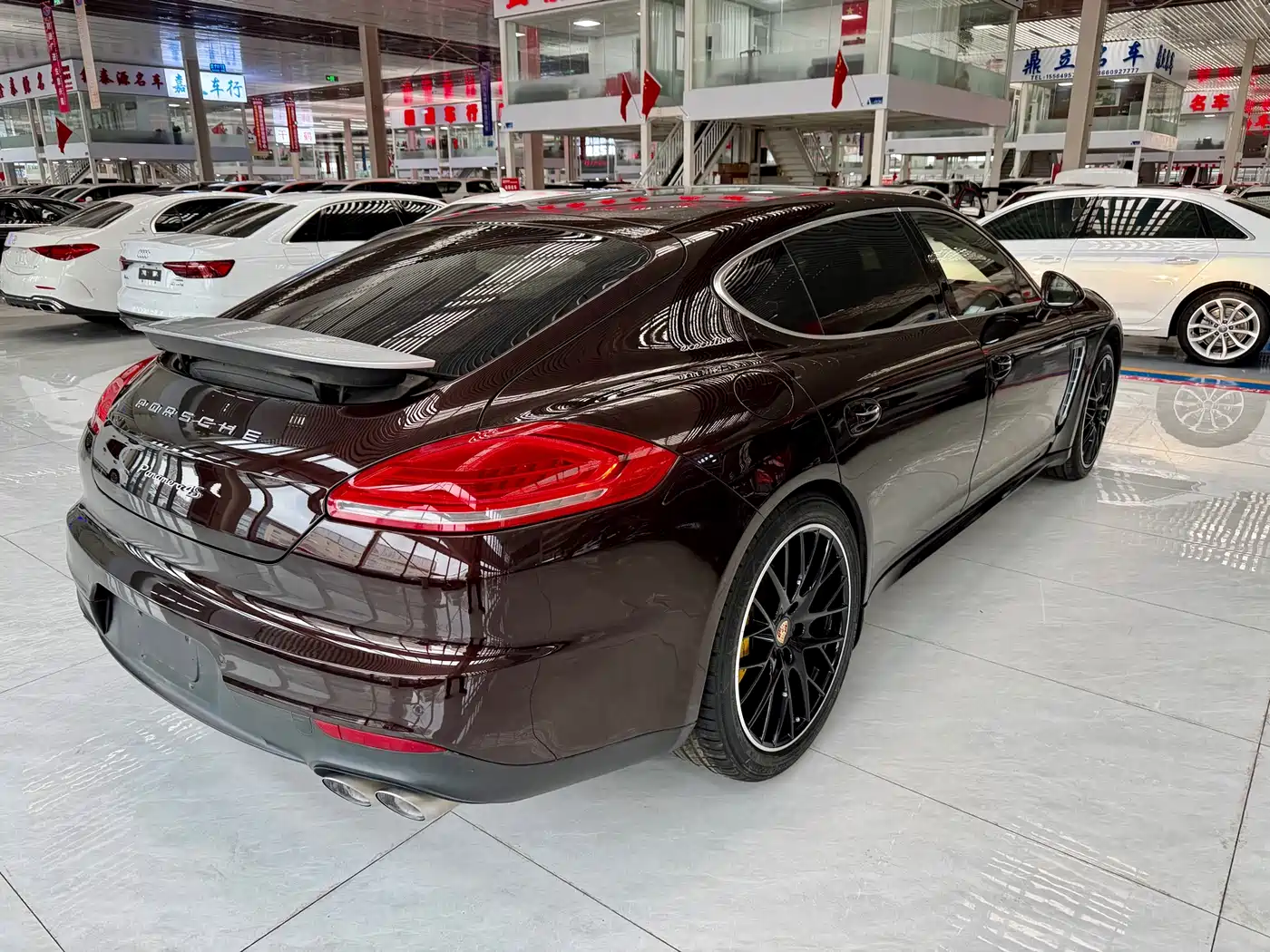 Porsche Panamera 2014 Panamera 4 Executive 3.0T фото 4