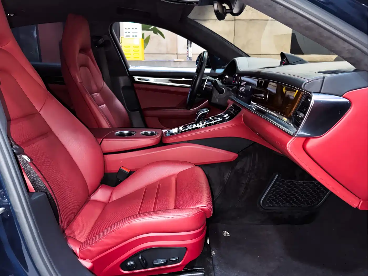 Porsche Panamera 2021 Panamera Turbo S 4.0T фото 21