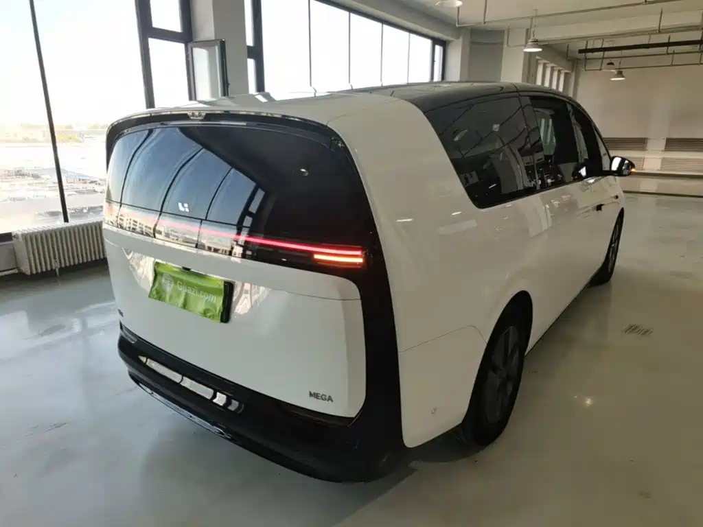 Li Auto MEGA 2024 2024 Ultra