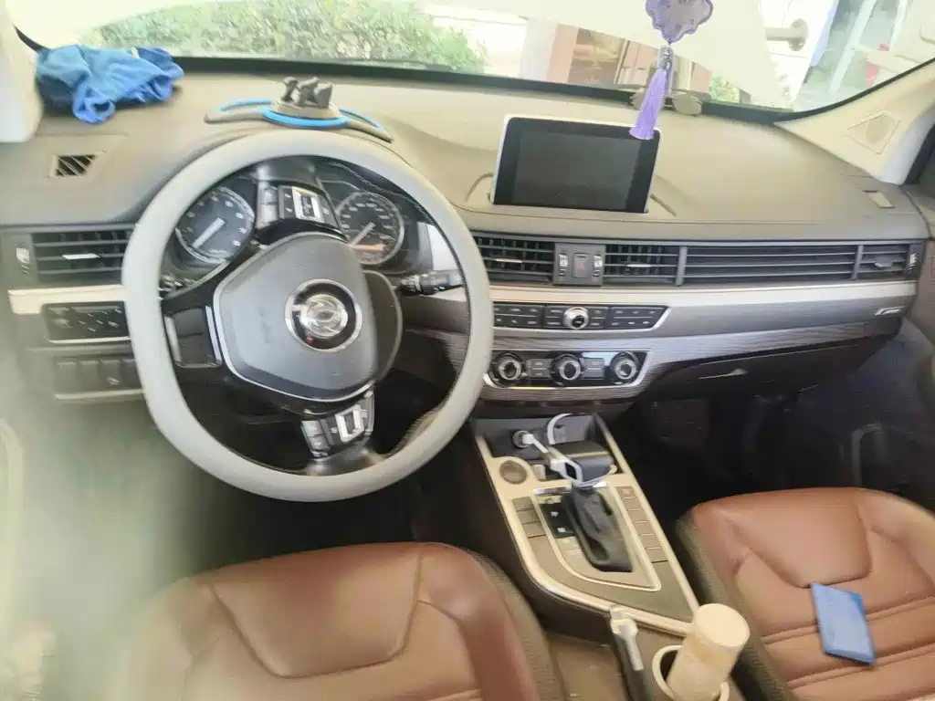 Dongfeng Fengxing Jingyi X6 2019 2017 Dynamic Series 1.5T CVT Premium