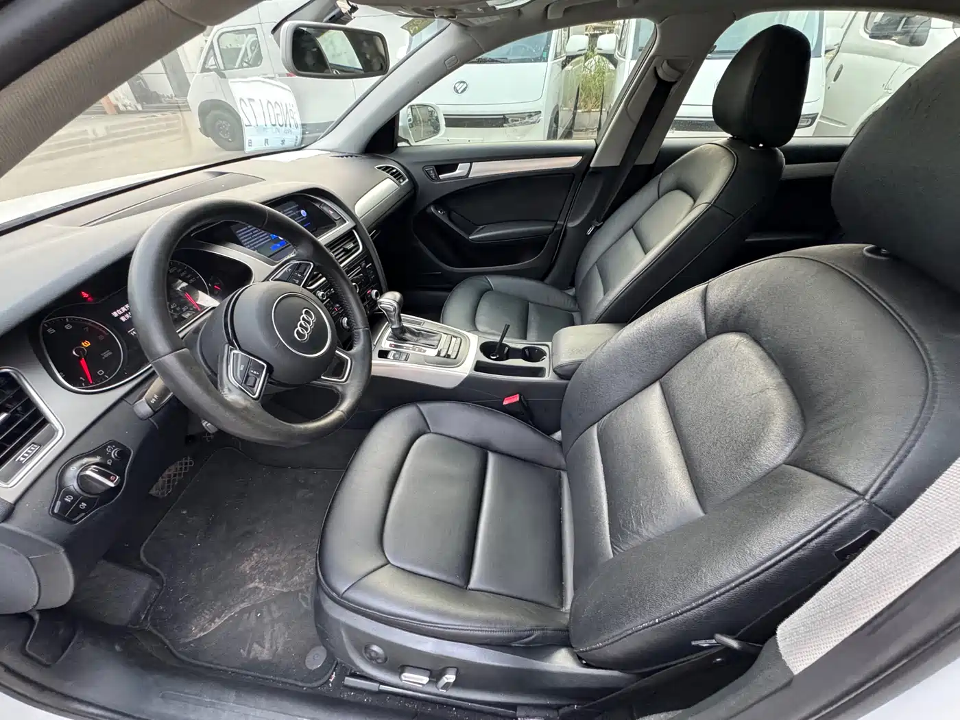 Audi A4L 2015 35 TFSI Auto Standard фото 11