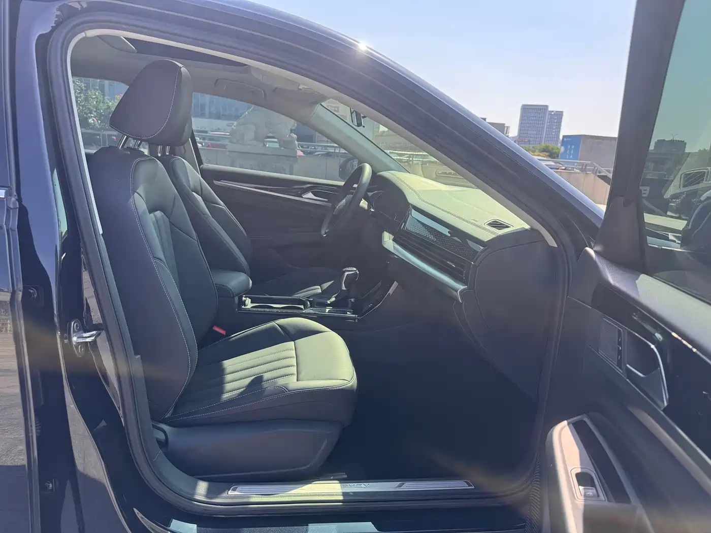 Volkswagen Passat New Energy 2023 430PHEV Hybrid Elite фото 12