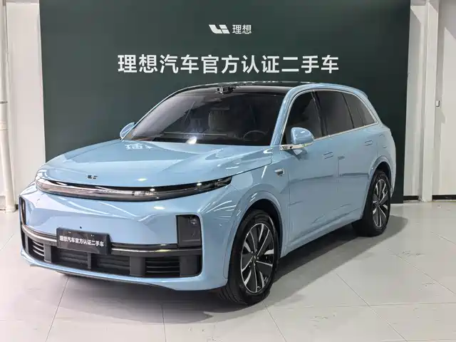 Li Auto L7 2025