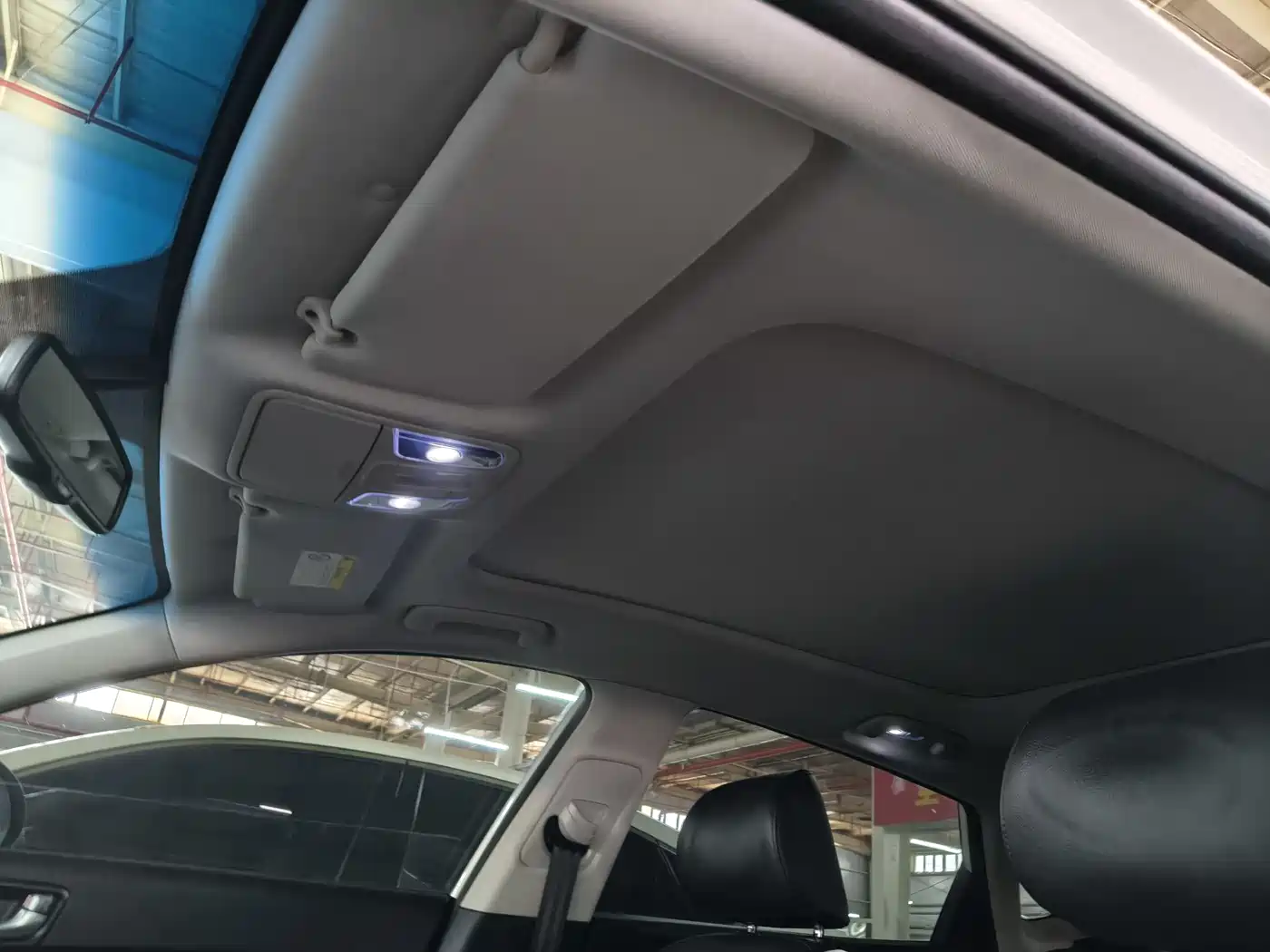 Kia K5 2016 1.6T Automatic LUX фото 12