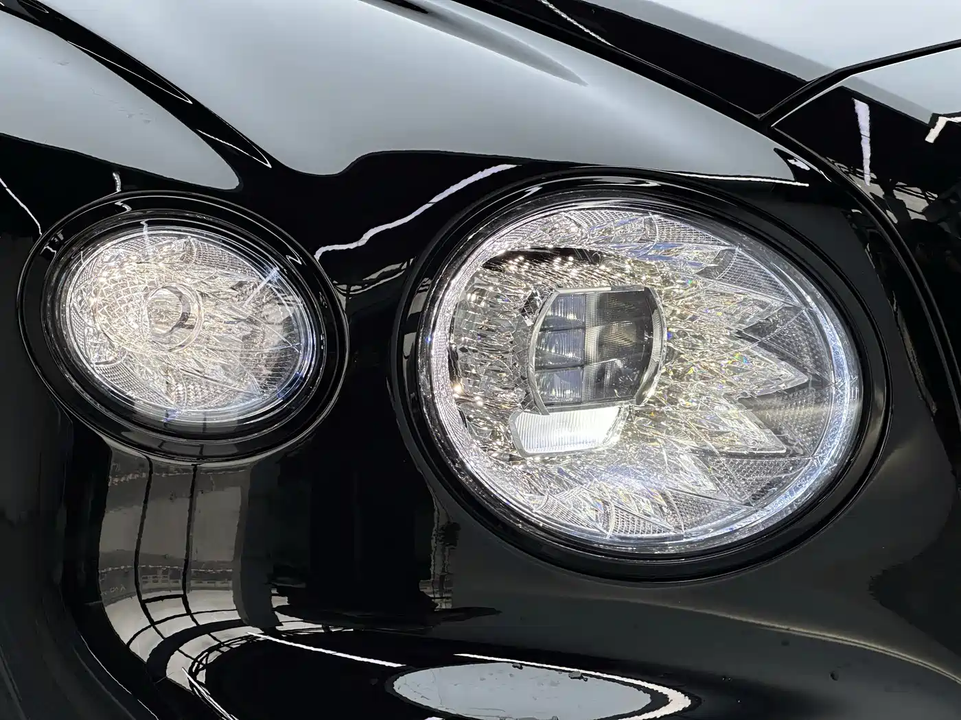 BENTLEY FLYING SPUR PLUG IN HYBRID