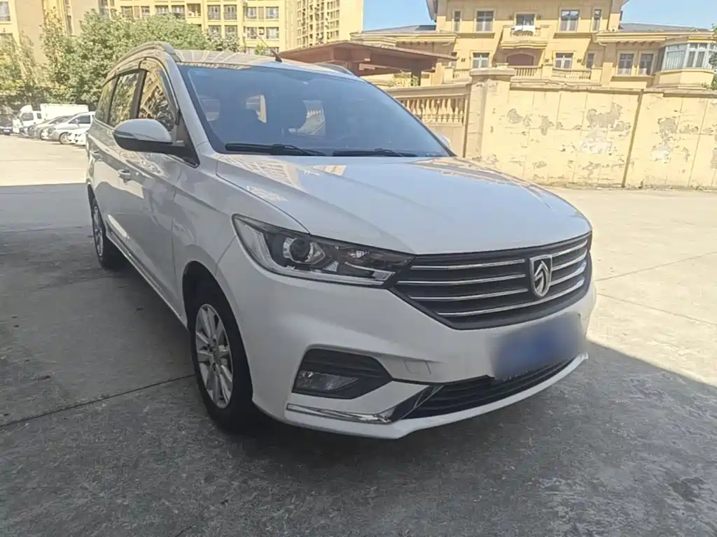 Baojun 360 2019 2018 1.5L Manual Elite (China V)