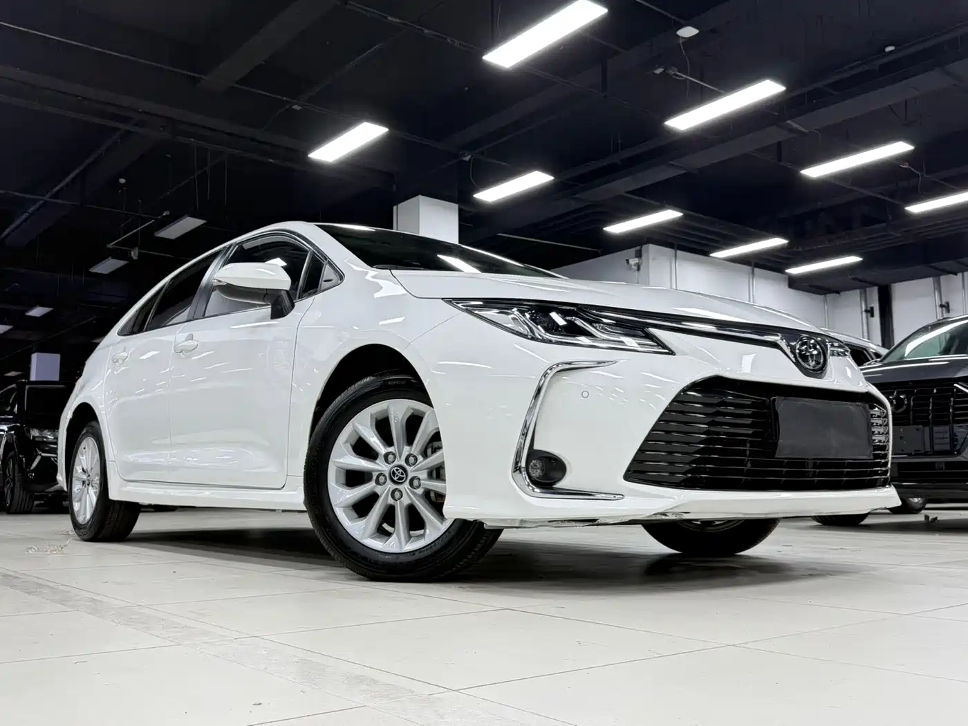 Toyota Corolla 2021 1.2T S-CVT Flagship Edition фото 2