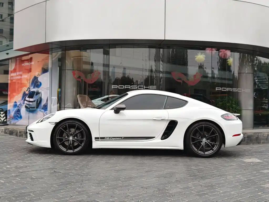 Porsche 718 2023 2022 Cayman T 2.0T