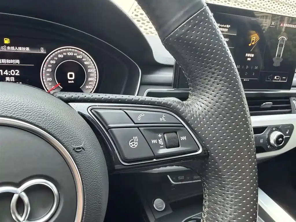 Audi A4L 2020 40 TFSI Fashion Dynamic Edition фото 15