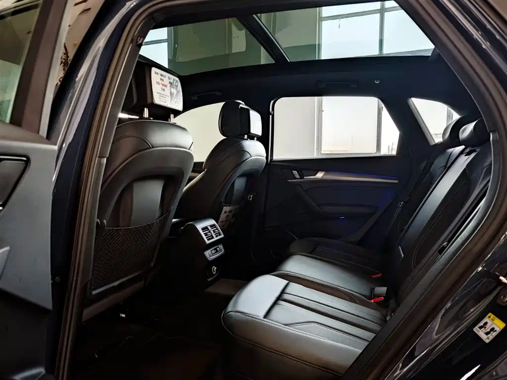 Audi Q5L 2025 40 TFSI Luxury Dynamic фото 25