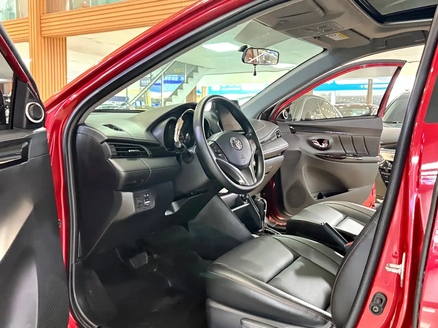 Toyota YARiS L Zhi Xuan 2020 1.5L CVT Premium Edition фото 7