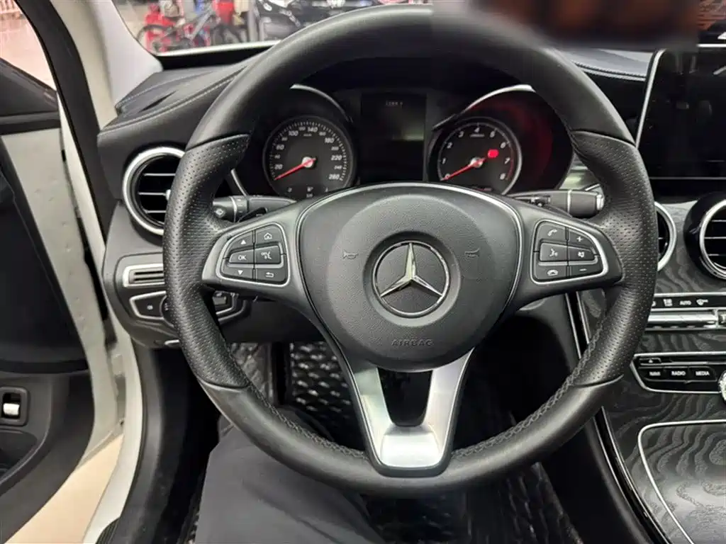 Mercedes-Benz C-Class 2018 C 200 L Sport Edition фото 9