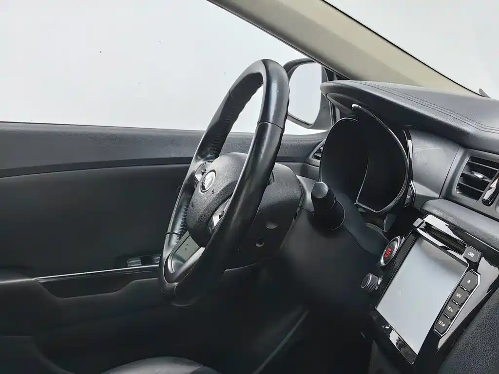 Фото 22 - Kia K2