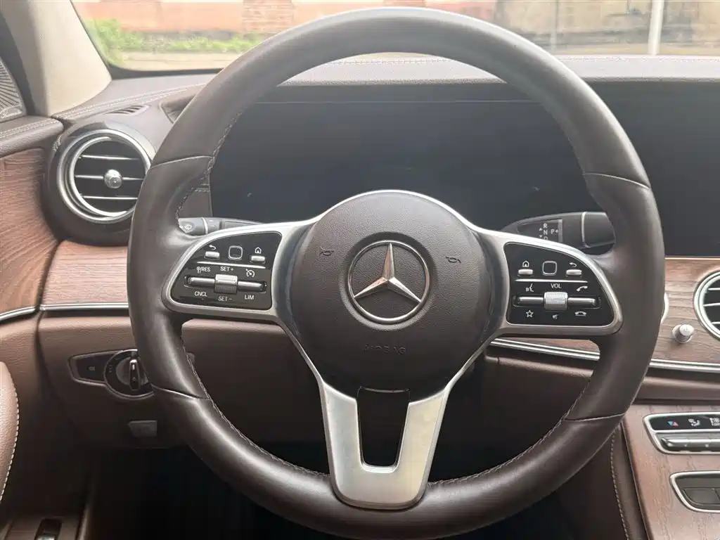 Mercedes-Benz E-Class 2020 Facelift E 260 L фото 11