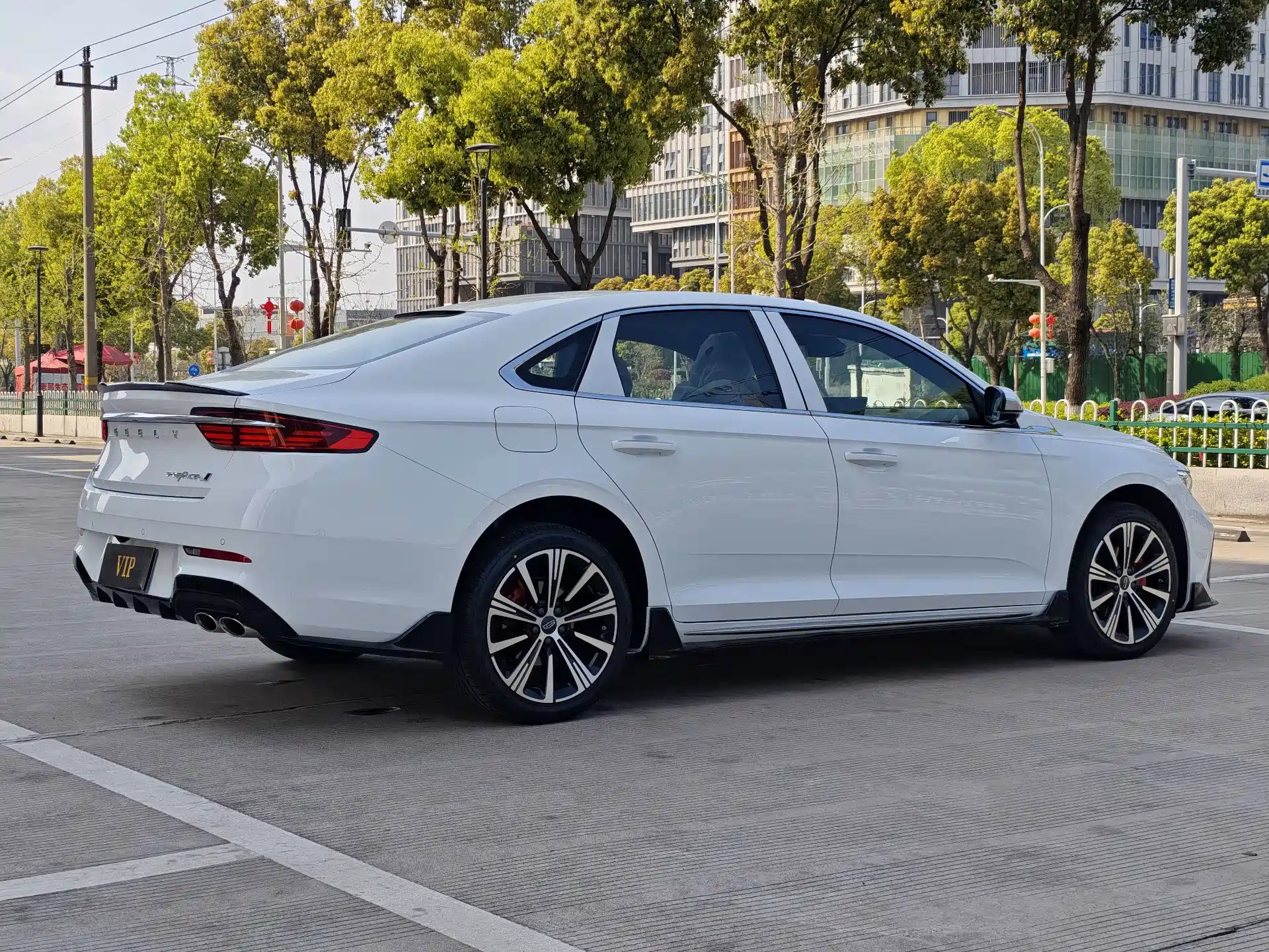 Фото 13 - Geely Preface