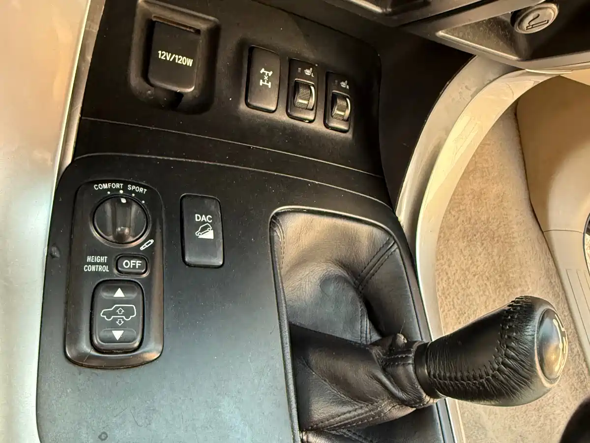 Toyota Prado (Import) 2004 VX 4.0 фото 10
