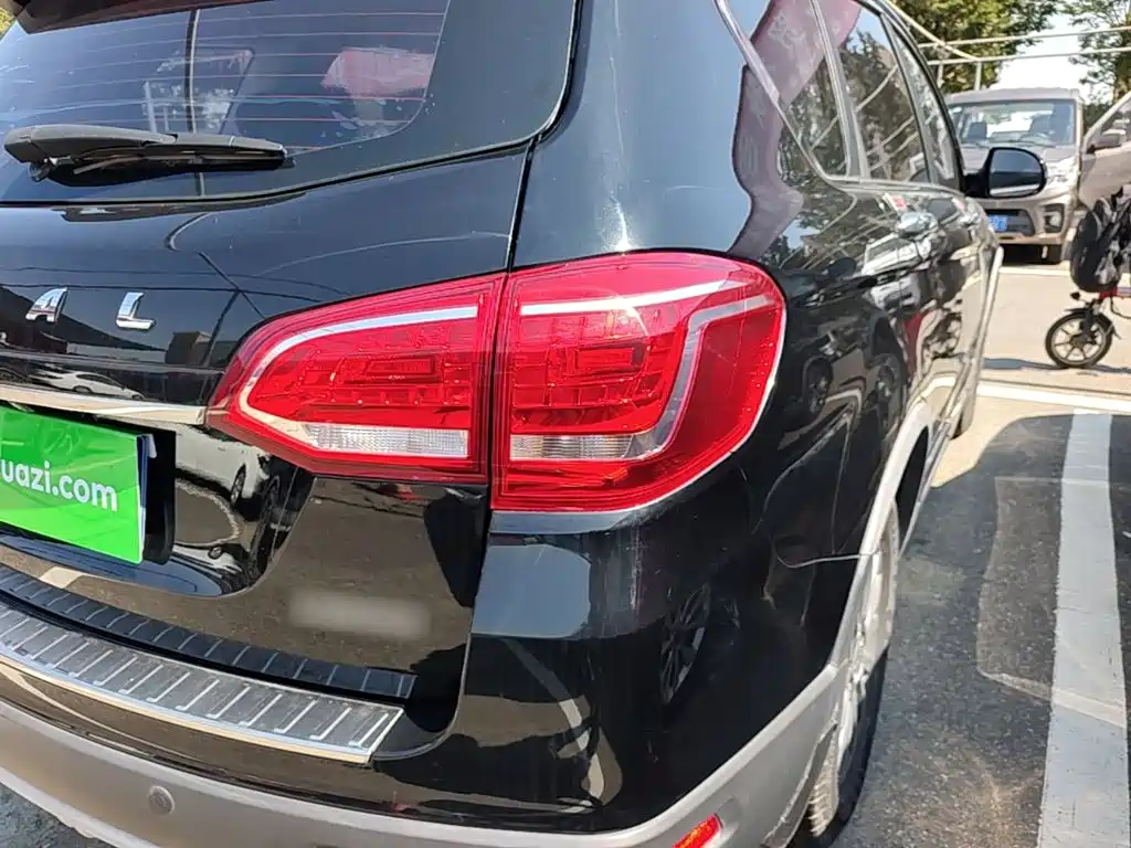 Фото 8 - Haval H6