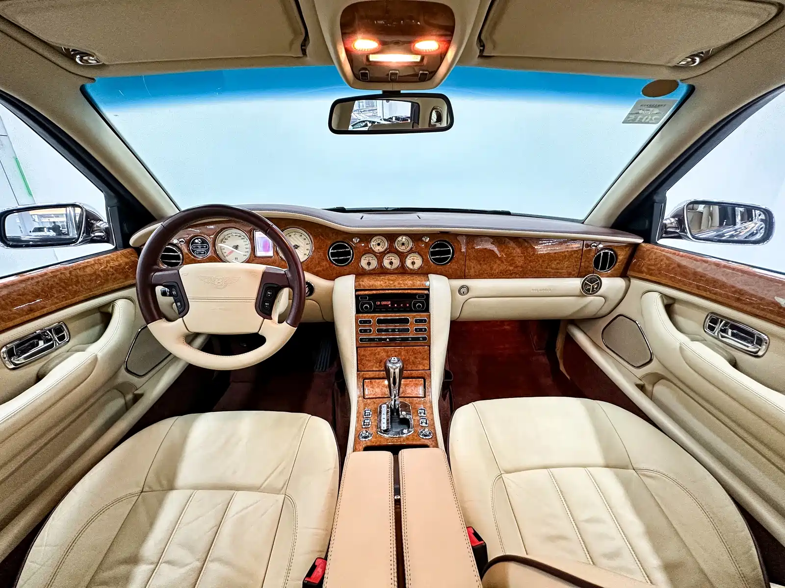 Фото 32 - Bentley Arnage