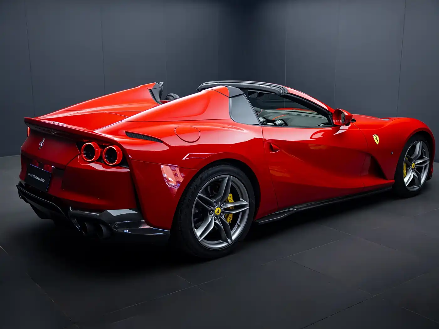 Ferrari 812 2021 2020 6.5L GTS