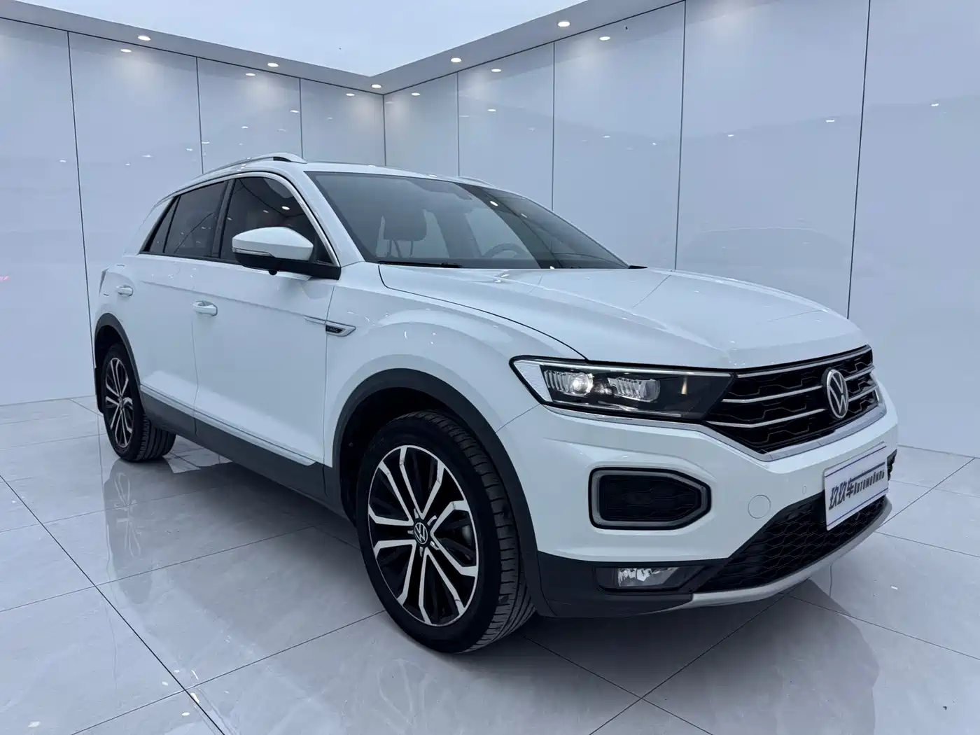 Volkswagen T-ROC 2021 280TSI DSG 4WD Luxury Connected фото 3