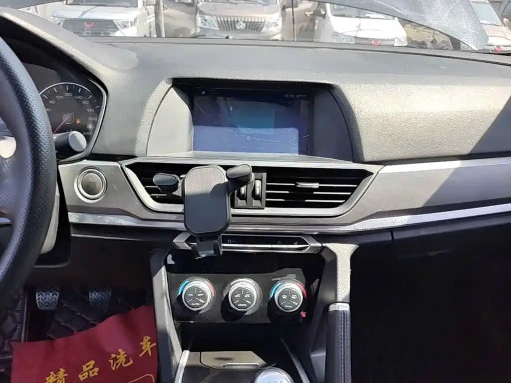 Фото 13 - Haval H6