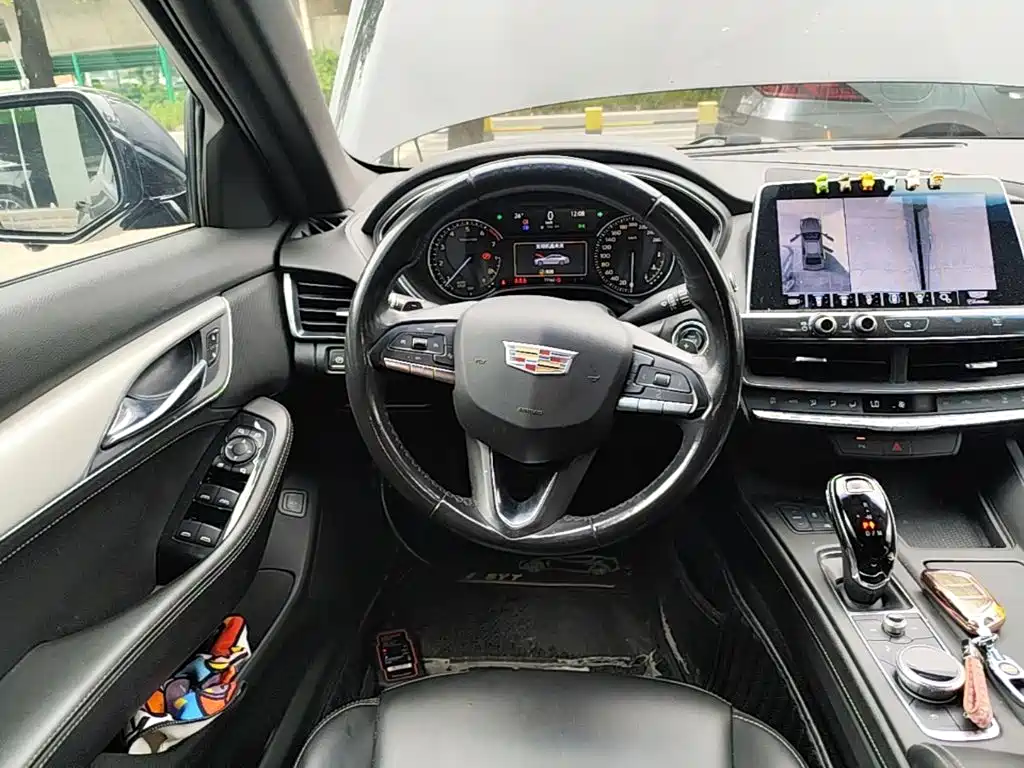 صورة 11 - Cadillac CT5