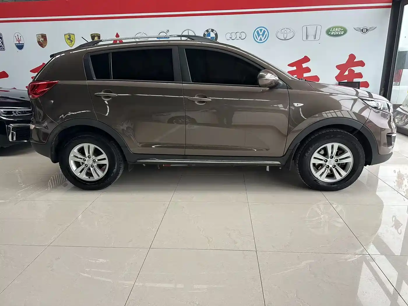 Kia Sportage 2015 2.0L Automatic 2WD GL фото 10