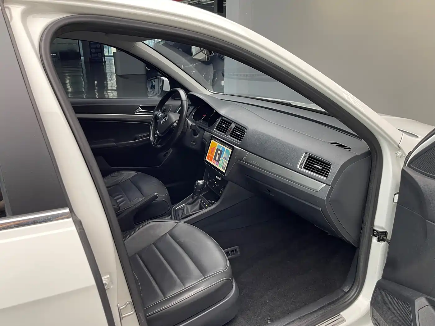 Volkswagen Lavida 2017 230TSI DSG Comfort Edition фото 14