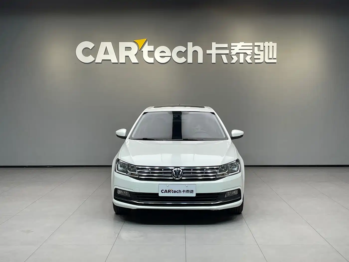 Volkswagen Lavida 2017 230TSI DSG Comfort Edition фото 2