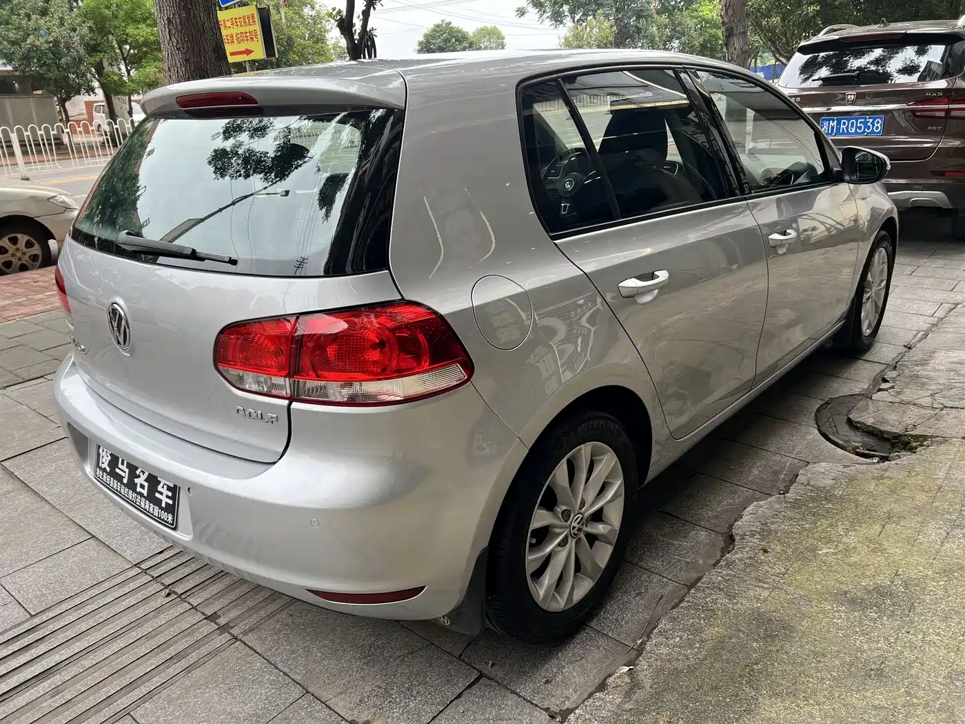 Volkswagen Golf 2012 1.6 Automatic Comfort Type фото 4