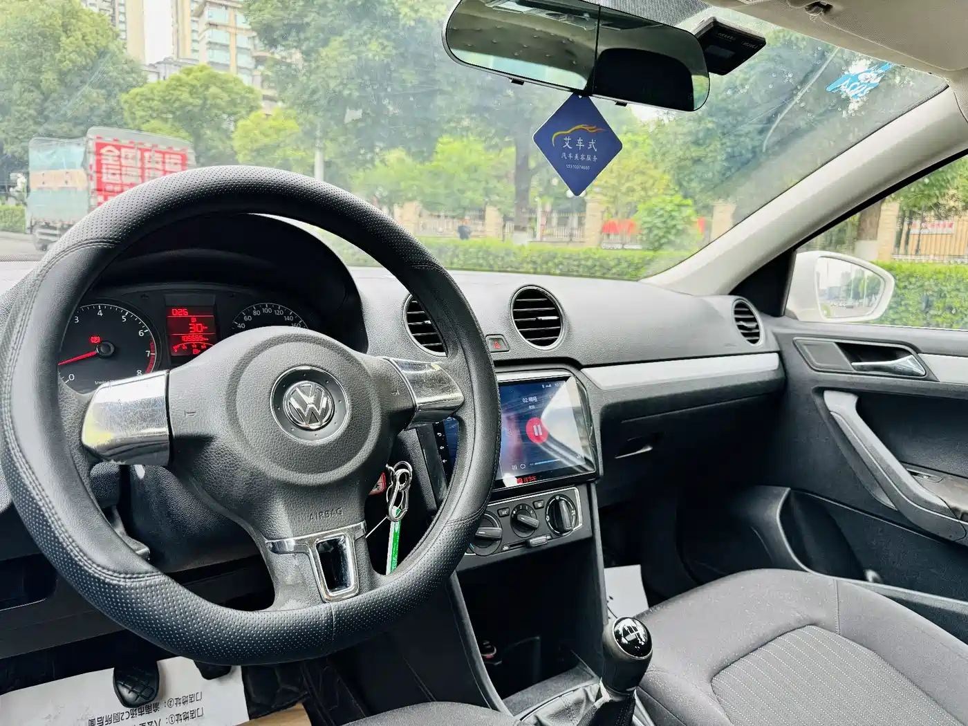 Volkswagen Jetta 2013 1.6L Manual Comfort фото 7