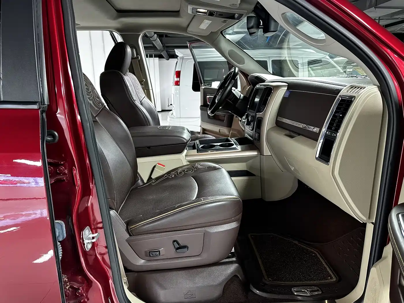 RAM Trucks 2015