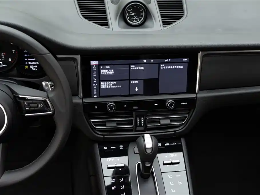 Porsche Macan 2022 Macan 2.0T фото 12