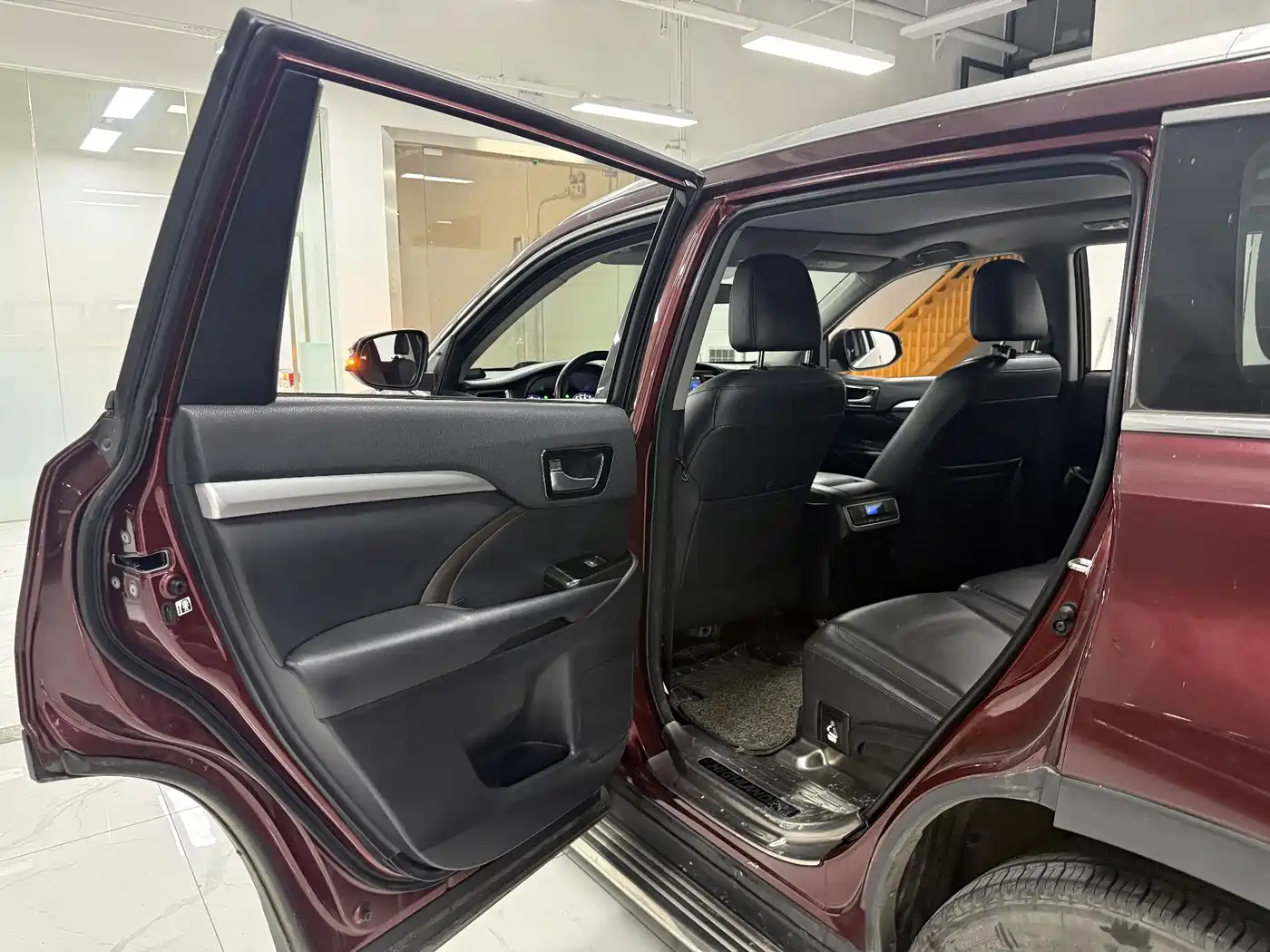 Toyota Highlander 2015 2.0T AWD Luxury Edition 7-seater фото 13