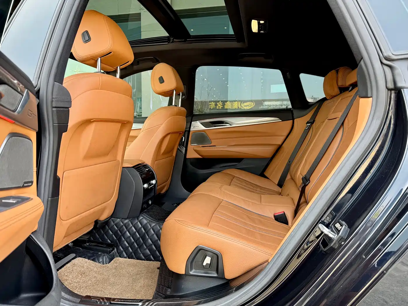 BMW 6 Series GT 2019 630i M Sport Package фото 5