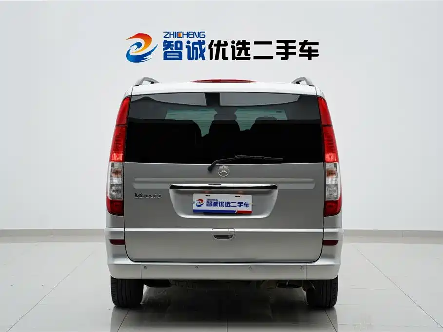 Mercedes-Benz Viano (Import) 2006 Viano 3.2L фото 4