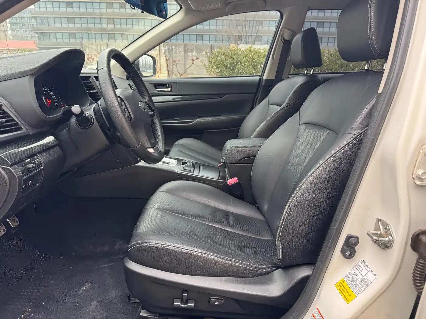 Subaru Outback 2013 2.5i Sport Edition фото 7