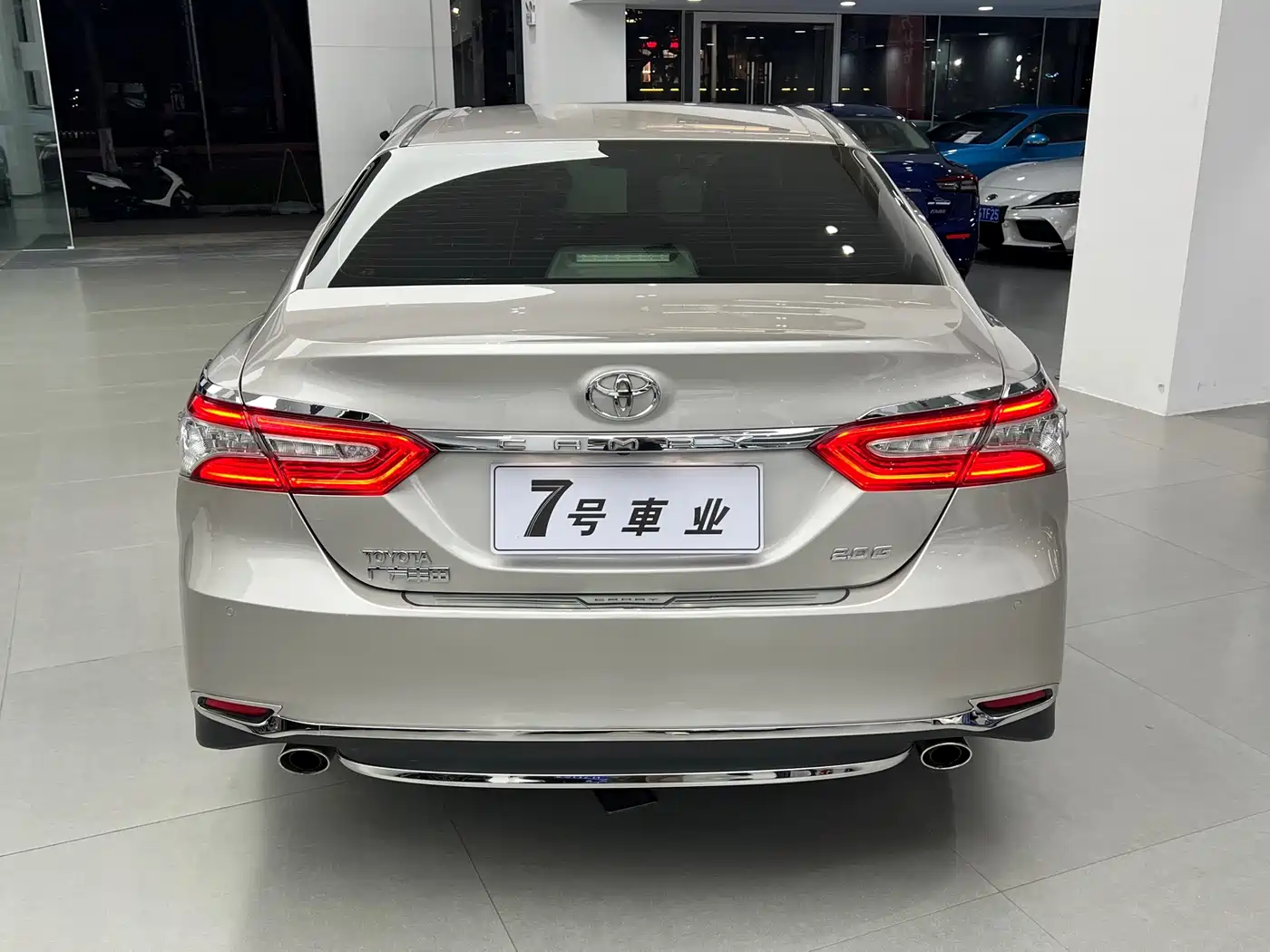 Toyota Camry 2018 2.0G Luxury Edition фото 7