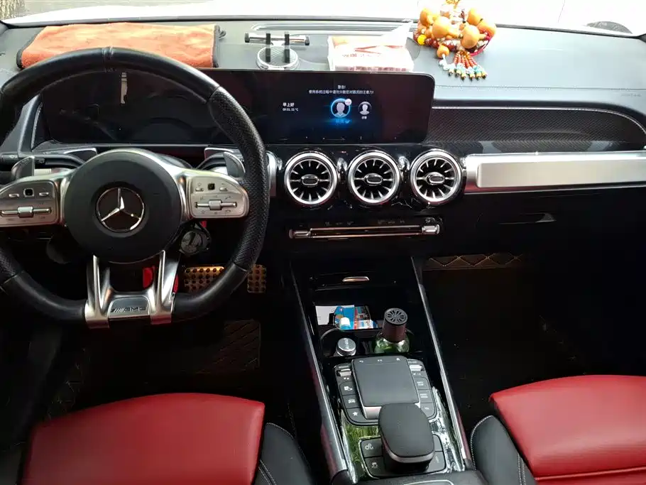 Mercedes-Benz GLB AMG 2022 AMG GLB 35 4MATIC фото 12