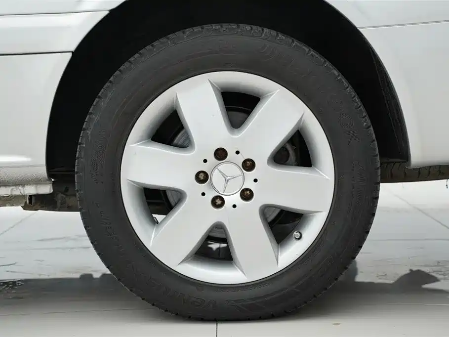 Mercedes-Benz Viano (Import) 2006 Viano 3.2L фото 33