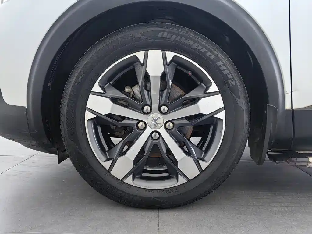 Фото 17 - Peugeot 4008