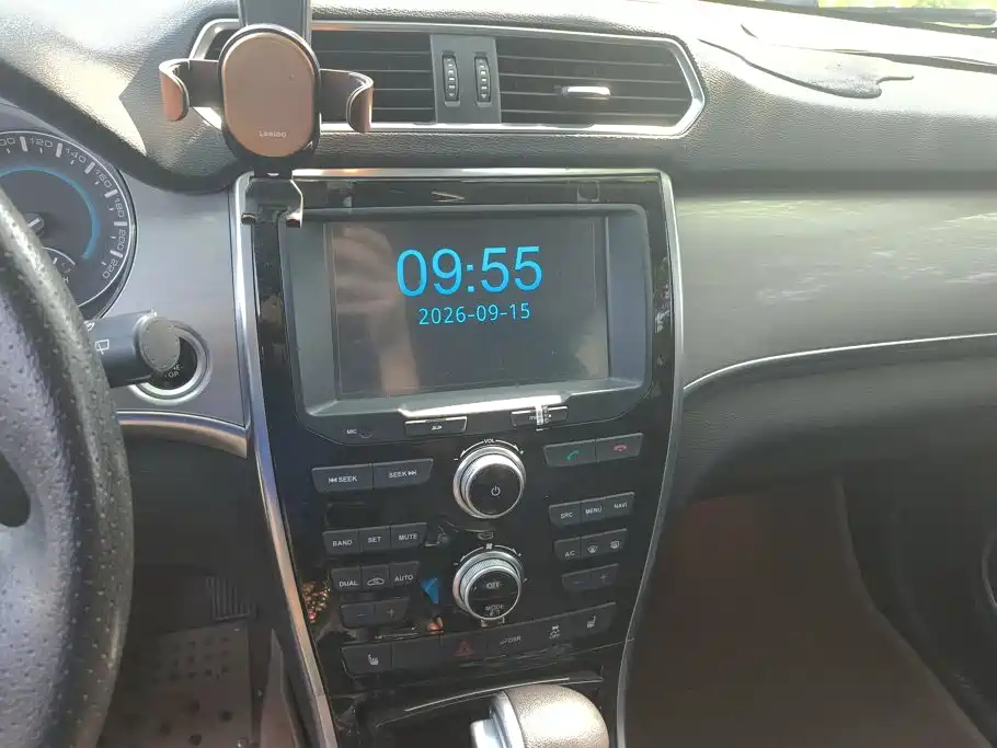 Haval H2 2015 2015 1.5T Automatic 2WD Premium Edition