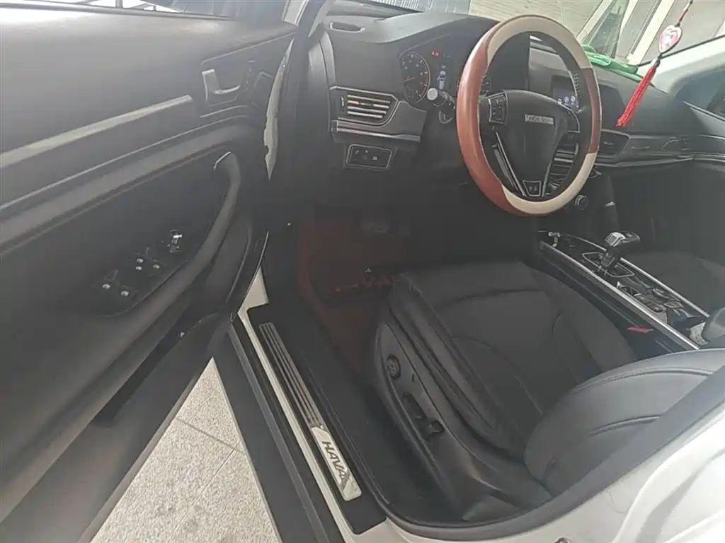 Haval H6 2018 Red Label Sport 1.5T Automatic 2WD Elite фото 16
