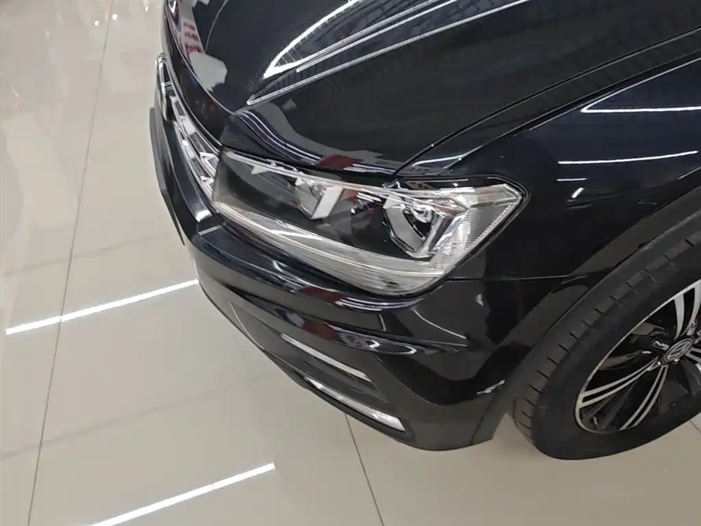 Volkswagen Tiguan L 2019 330TSI Automatic 2WD Panorama Comfort Edition China VI фото 24