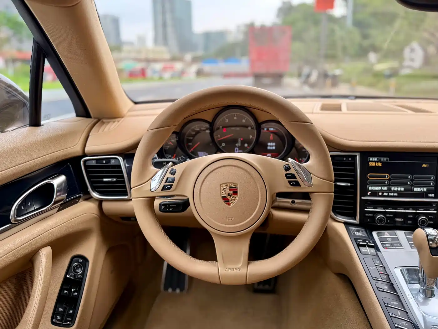 Porsche Panamera 2014 Panamera 4 3.0T фото 14