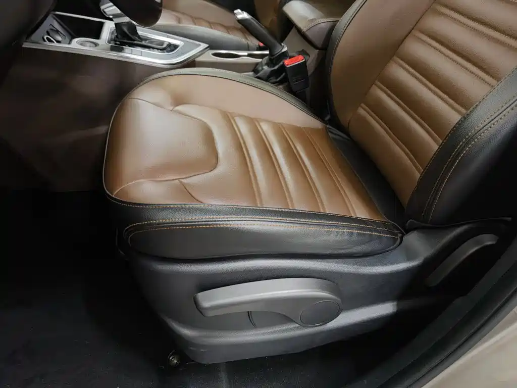 Dongfeng Fengxing Fengxing SX6 2018 2018 1.6L CVT Luxury